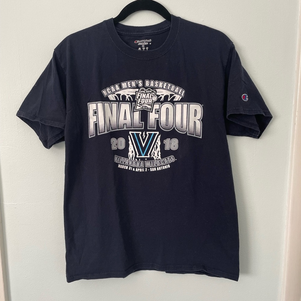 Villanova Champion Men's Navy Final Four Graphic T-Shirt from 2018 Size M